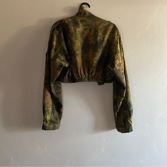 **SOLD** Nasty Gal cropped army military jacket S/M - Picture 3 of 10